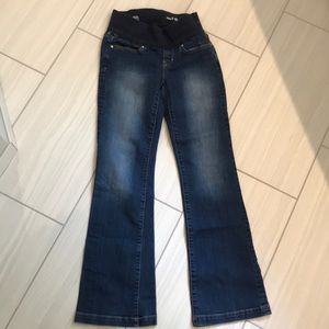 Gap maternity long and lean jeans size 26 or 2r